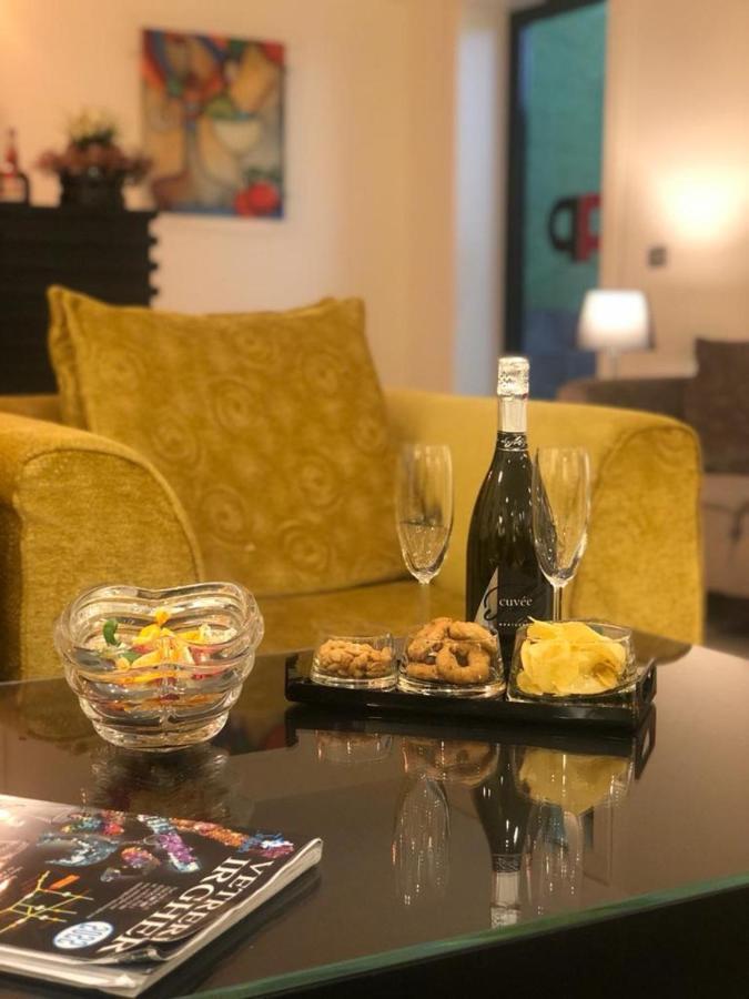 فندق بالاتزو فيرينزي نابولي المظهر الخارجي الصورة